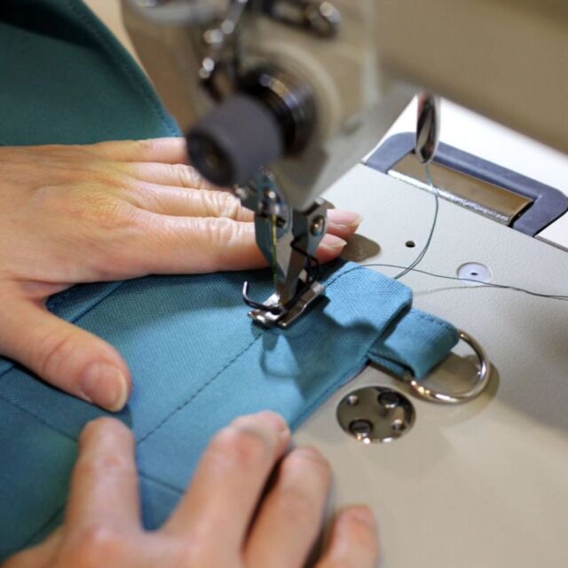 JUKI製工業用厚物平ミシン LY2-3300を導入しました。 - 帆布縫製の静岡帆布